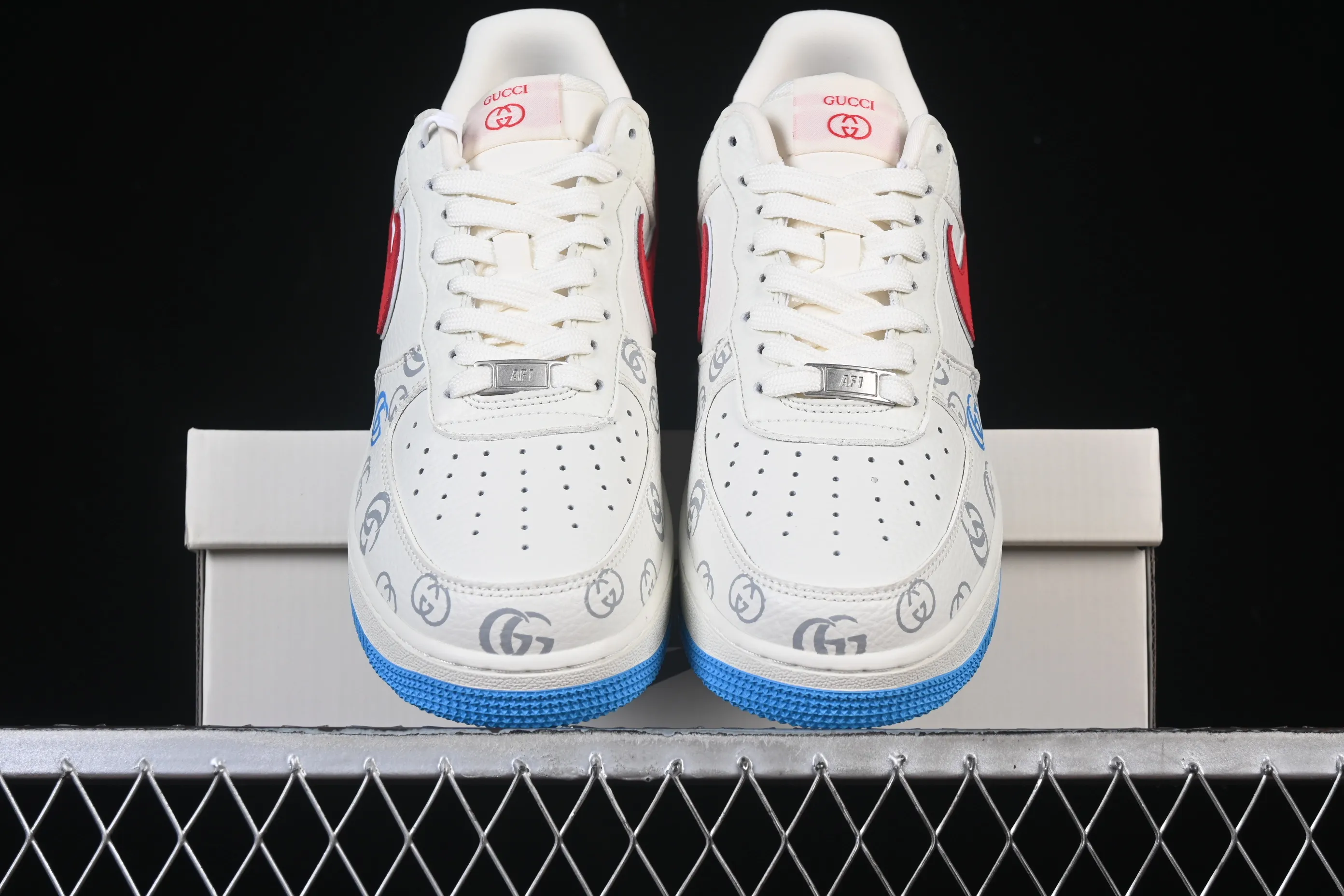 All categories Nk Air Force 1 Air Force series Nk Air Force 1 Low Air Force low-top Nike Air Force 1'07 Low Gucci co-branded white, red and blue Air Force 1 low-top casual sneakers SC0601-572